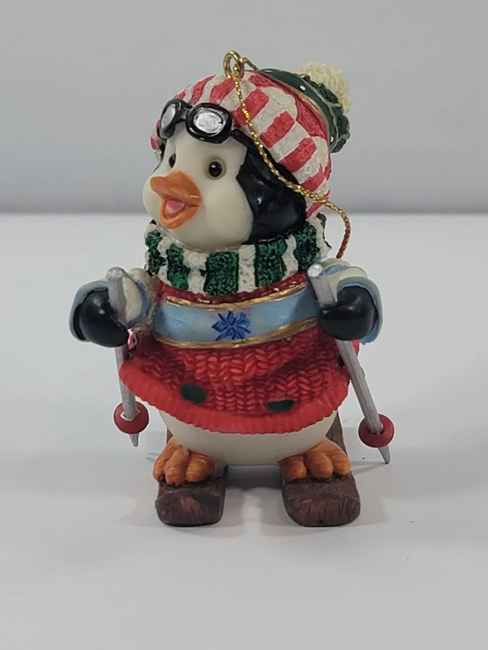 Kirkland Signature Collectible Gift Ornament Penguin Skiing Christmas Skis Scarf